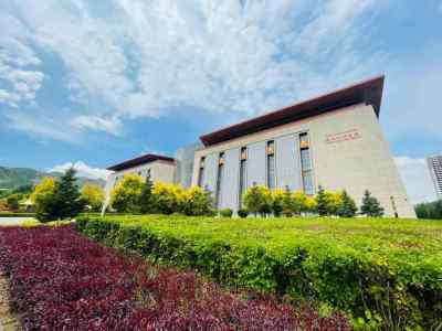 青海青海藏文化博物院半日游【了解藏族文化·精致小團(tuán)小車游·自由自在含門票·市區(qū)接送】線路推薦