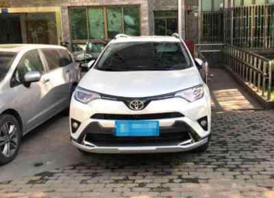 甘肅租車|蘭州包車|甘肅旅游租車|甘肅自駕租車豐田RAV費(fèi)用多少？