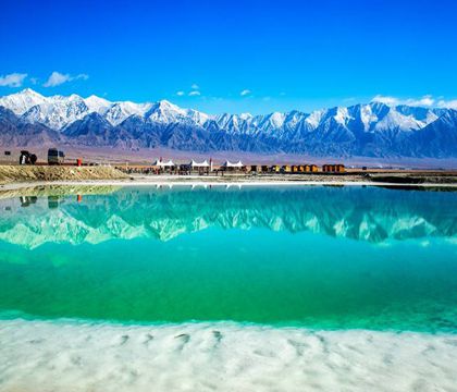 蘭州+張掖+嘉峪關(guān)+敦煌+翡翠湖+水上雅丹+茶卡鹽湖+青海湖+祁連+西寧9日8晚私家團(tuán)