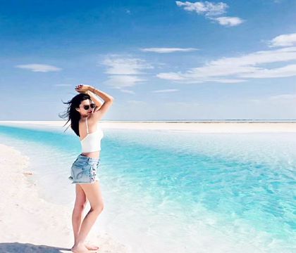 青海湖+茶卡鹽湖+敦煌+莫高窟+嘉峪關+張掖8日7晚跟團游