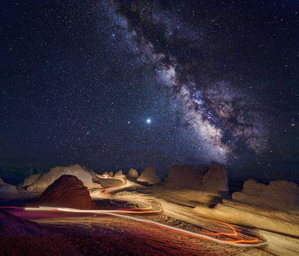 中國青海海西火星營地一日游【輕奢小團SUV火星基地+雅丹地貌+U型公路+西臺+水上雅丹】線路推薦