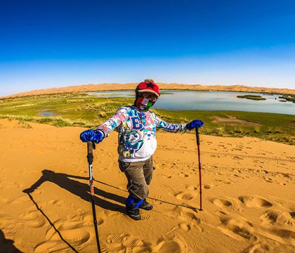寧夏銀川+阿拉善騰格里沙漠一日游【出發 太陽湖環湖10KM徒步 戶外領隊+徒步裝備+無限滑沙】線路推薦