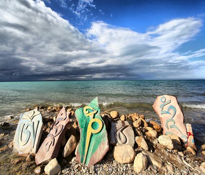 青海西寧+青海湖+茶卡鹽湖+橡皮山2日1晚跟團游